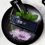 PERFUME-CAROLINA-HERRERA-HOMBRE-212-VIP-BLACK-EDP-100ML