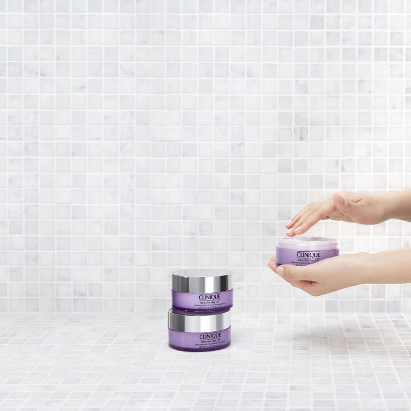 TAKE-THE-DAY-OFF-CLEANSING-BALM