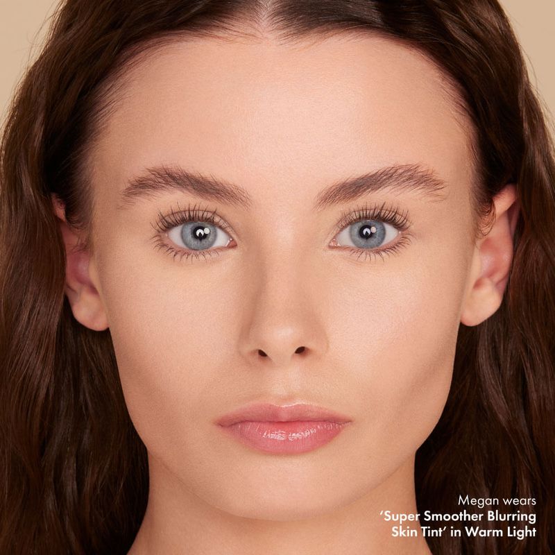 BASE-ICONIC-LONDON-SUPER-SMOOTHER-BLURRING-SKIN-TINT
