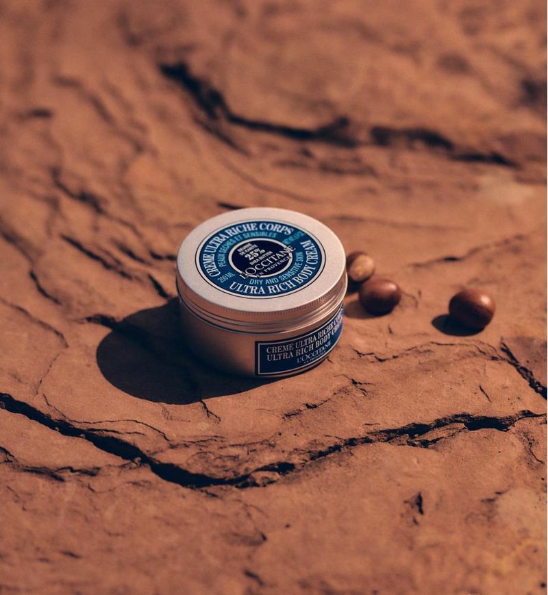 CREMA-ULTRA-RICA-DE-CUERPO-KARITE